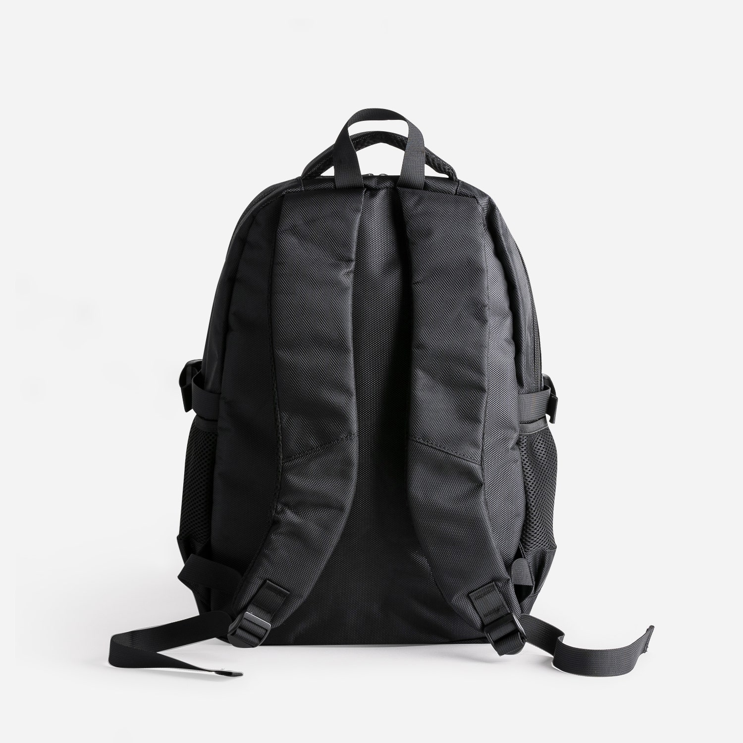 Sac à dos noir nylon reliefé