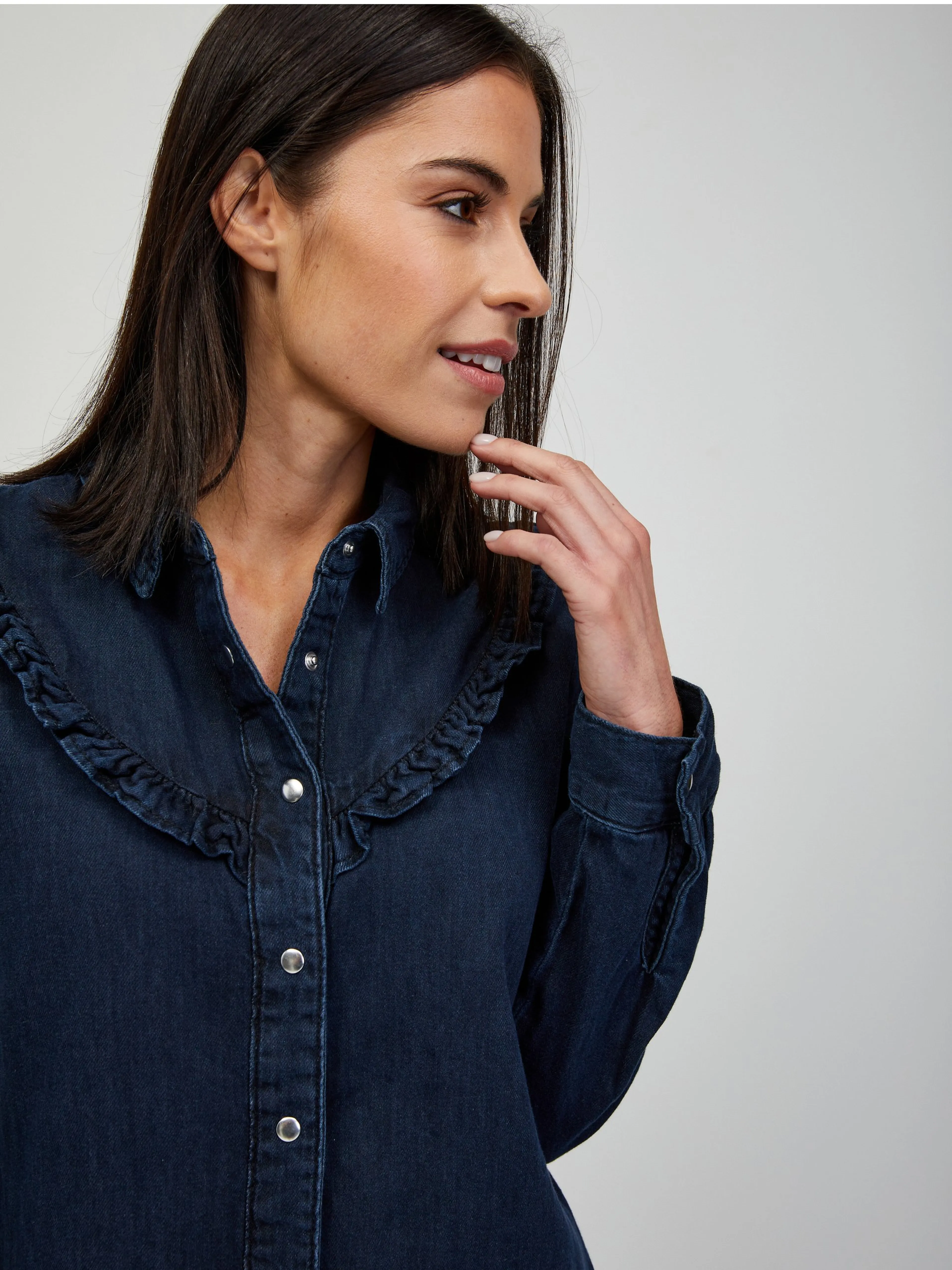 Dunkelblaues Jeanshemd ORSAY