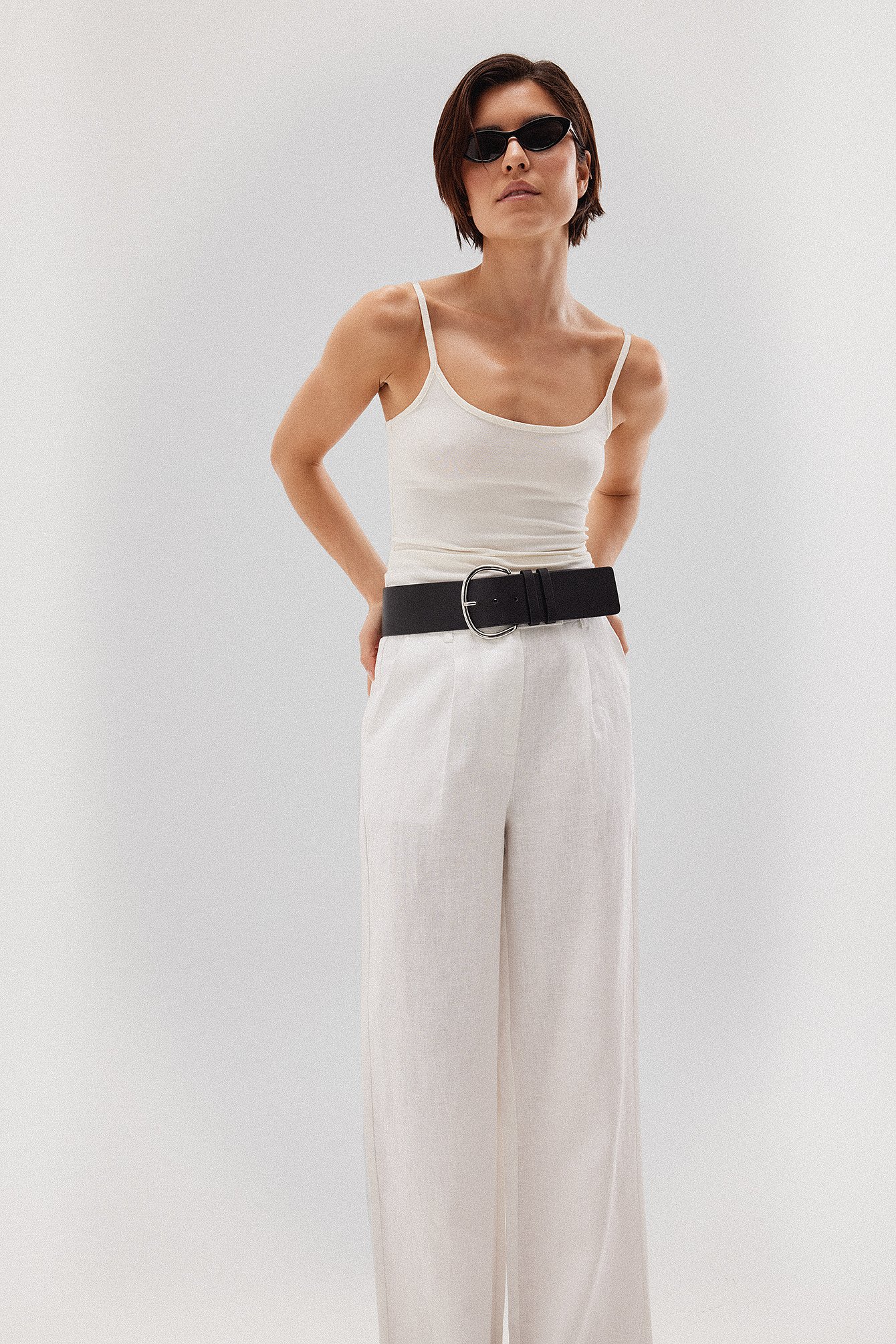Leinenhose mit weiten Beinen