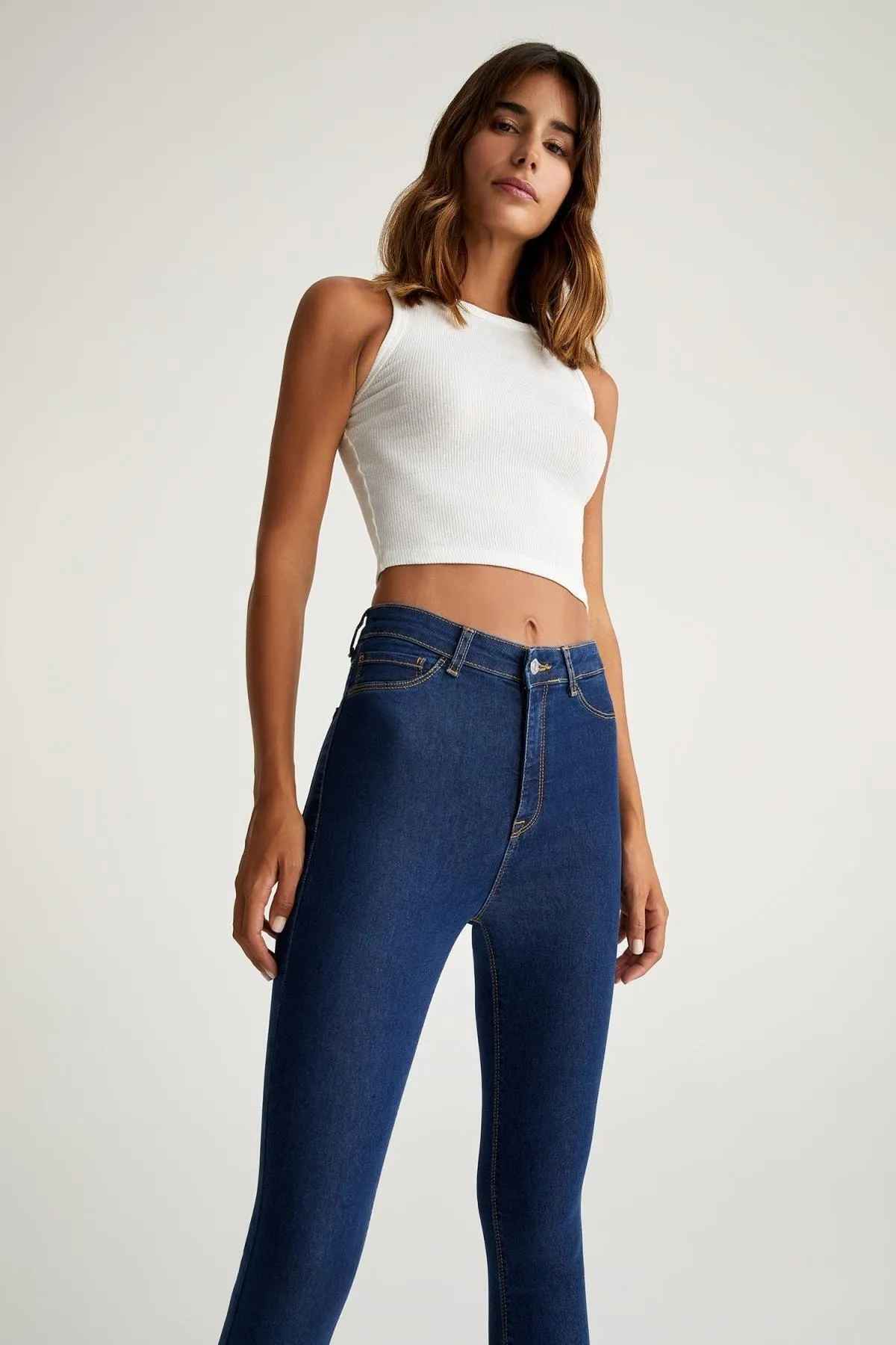 DeFacto  Jeggnig – Super Skinny Fit – Jeanshose mit hoher Taille und schmalem Bein – Y2909az22au
