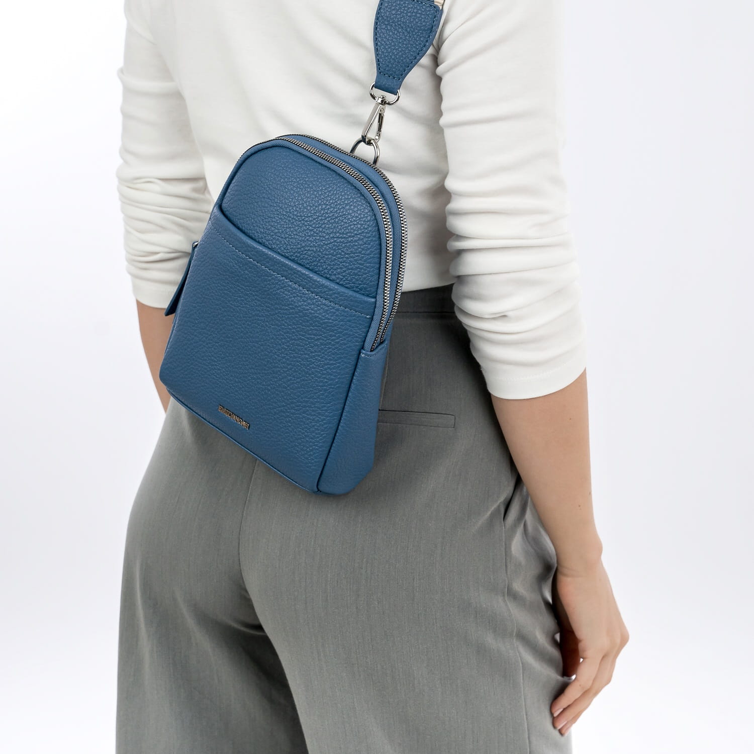 EMILY & NOAH E&N Elena Shoulder Bag