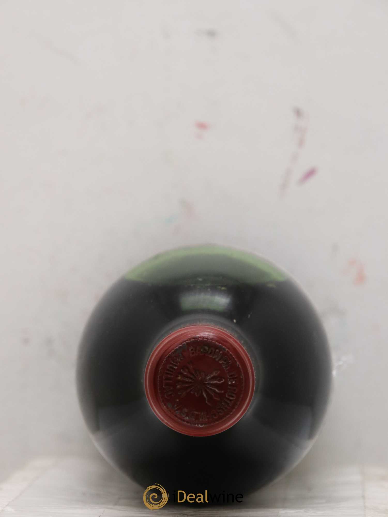 Château Mouton Rothschild 1er Grand Cru Classé  1979 - Lot de 2 Bouteilles