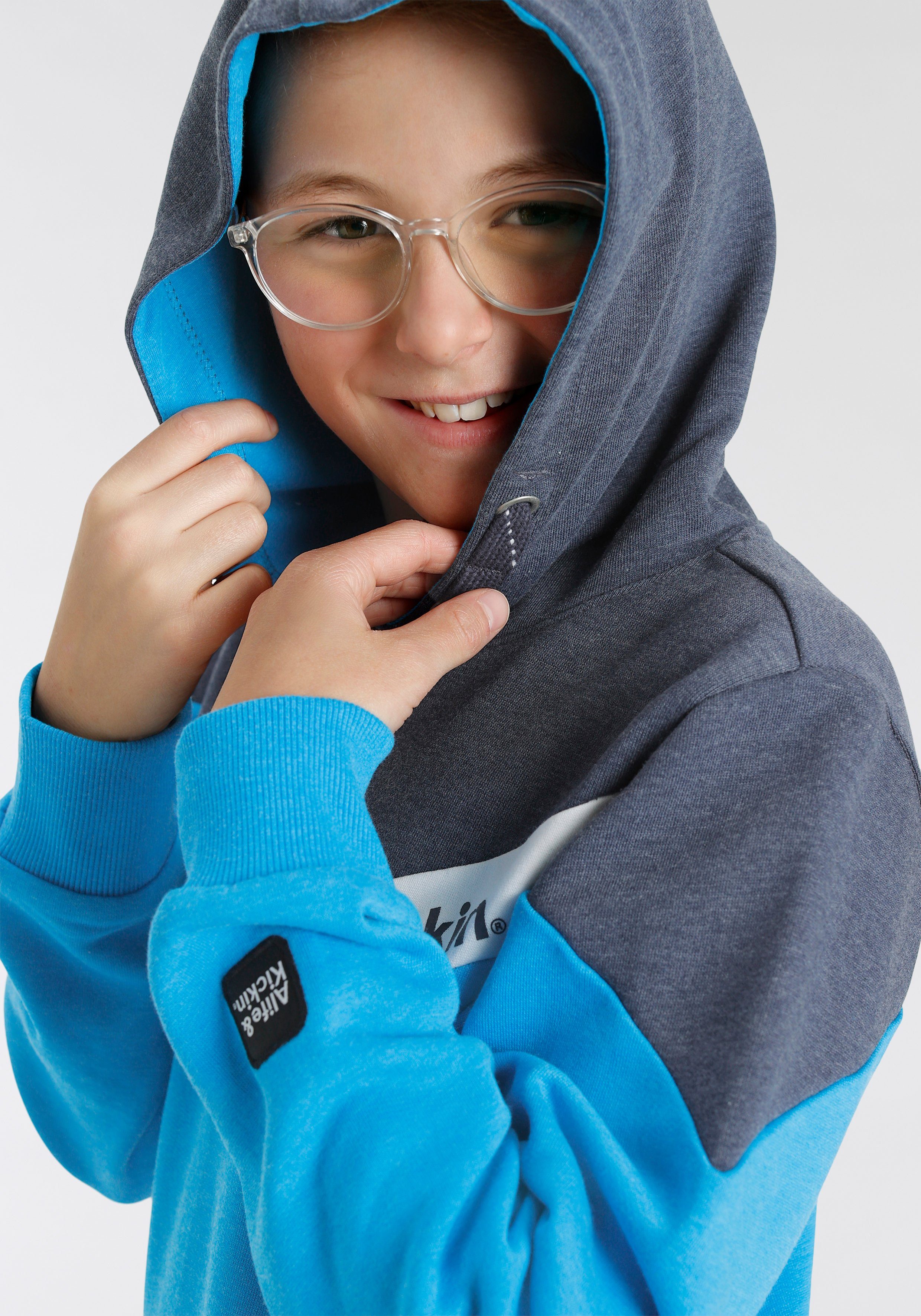 Alife & Kickin Kapuzensweatshirt Colorblocking in melierter Qualität