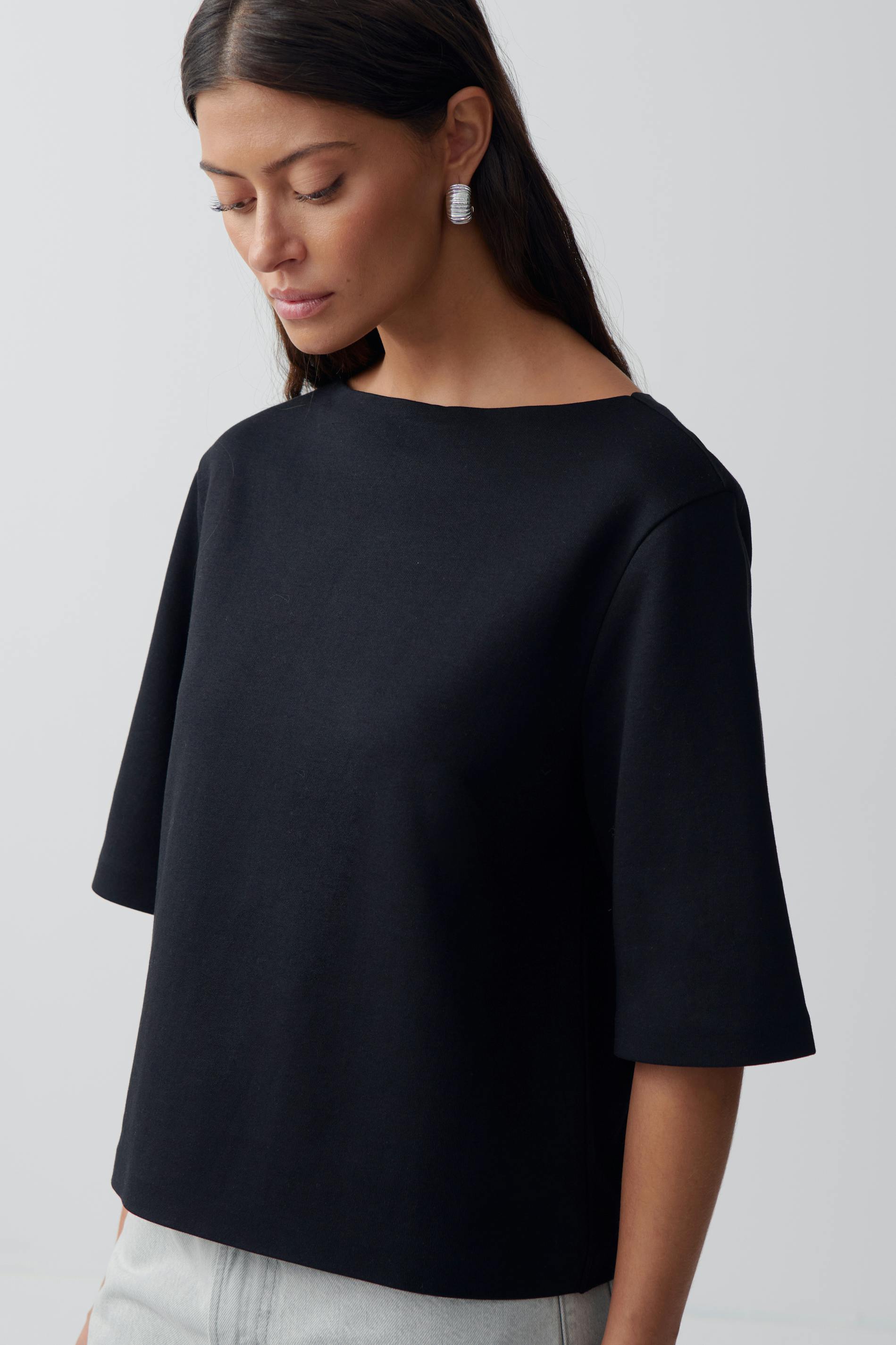 Boatneck top