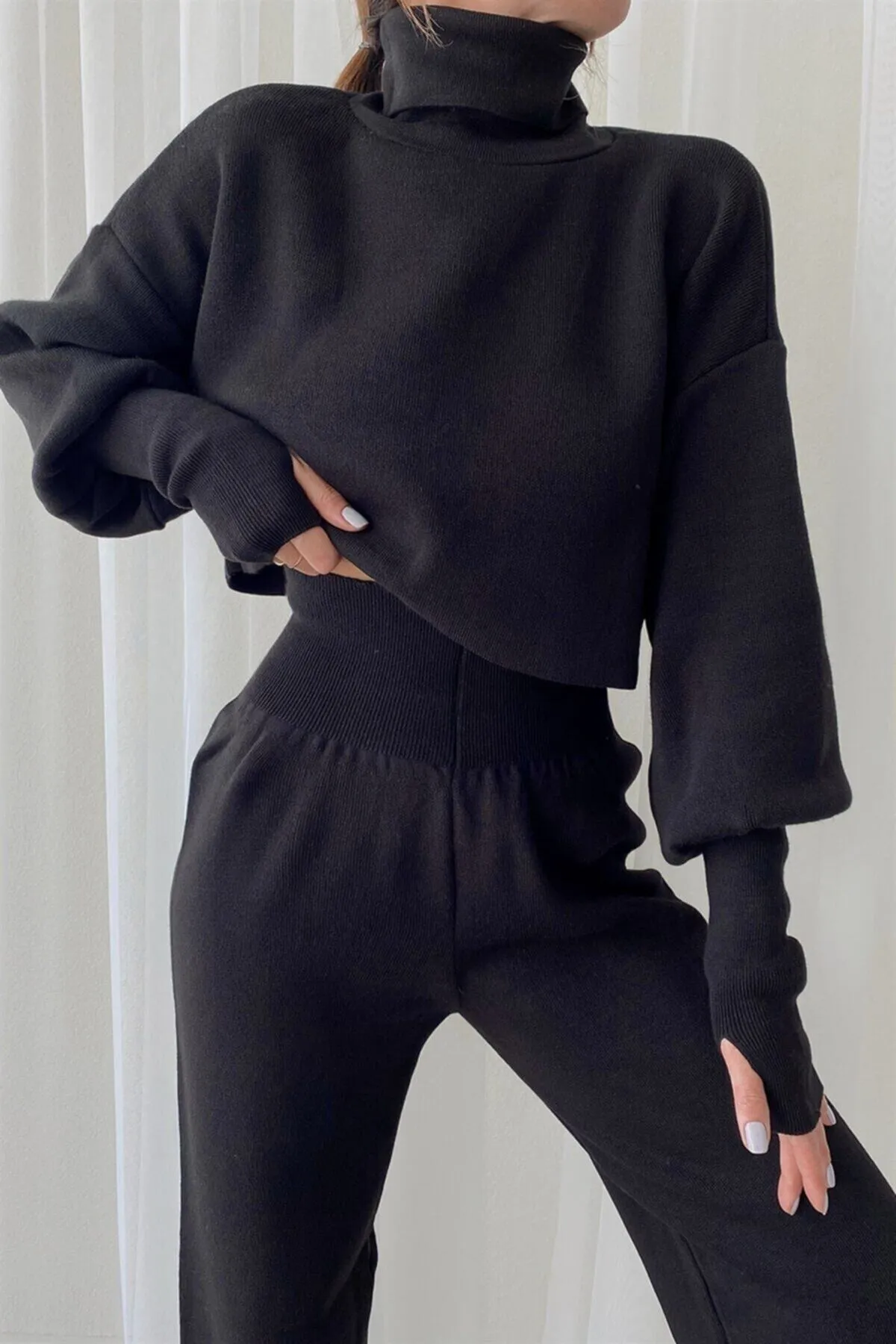 ZF BUTİK  Strick-Shorts-Set in Cropped-Länge Schwarz