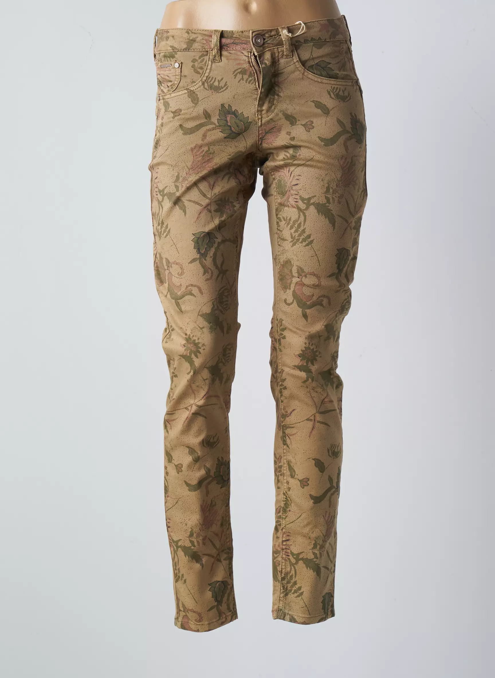 Cream Pantalons Slim Femme couleur marron