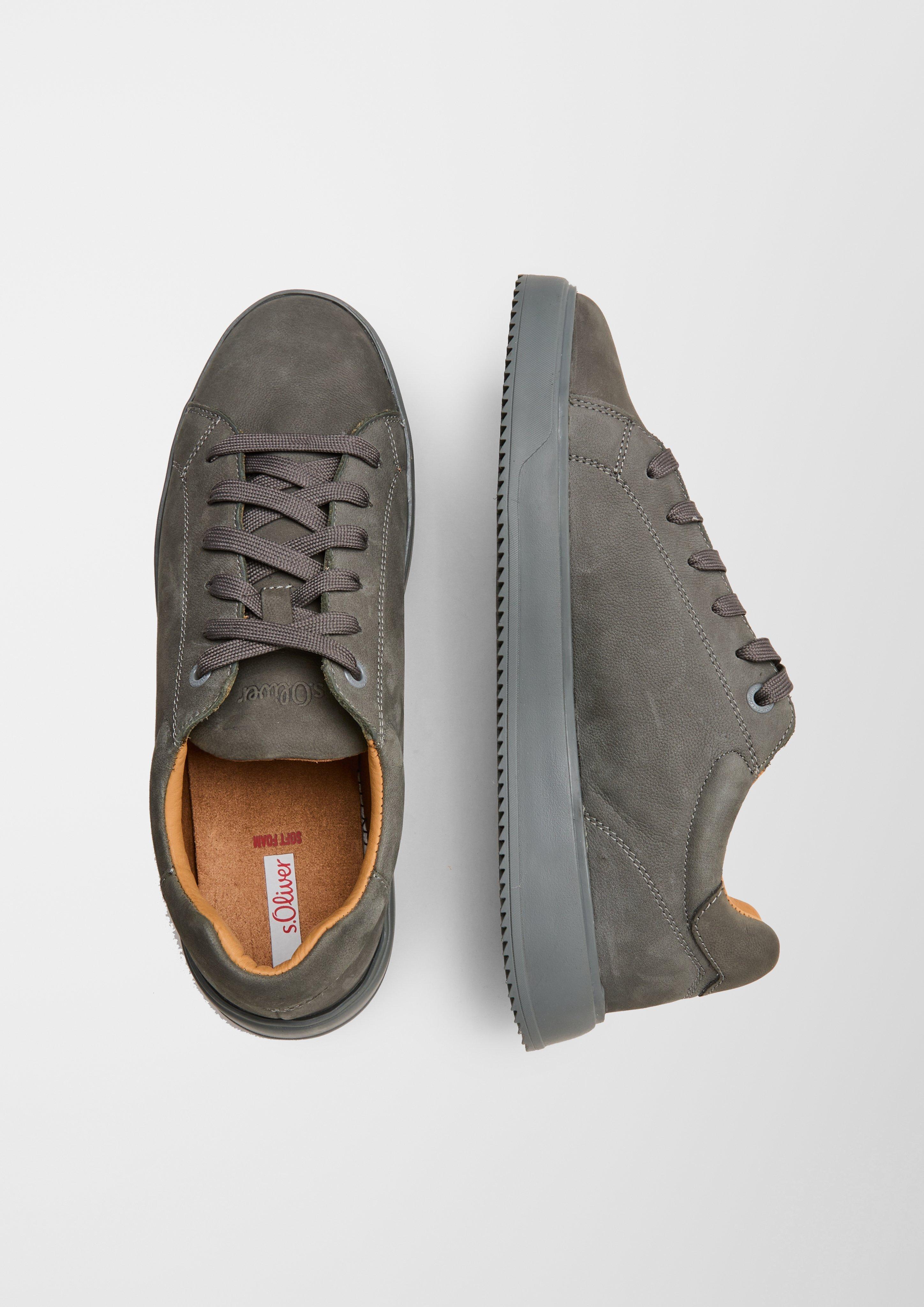 Sneaker aus Echtleder  6006670-200