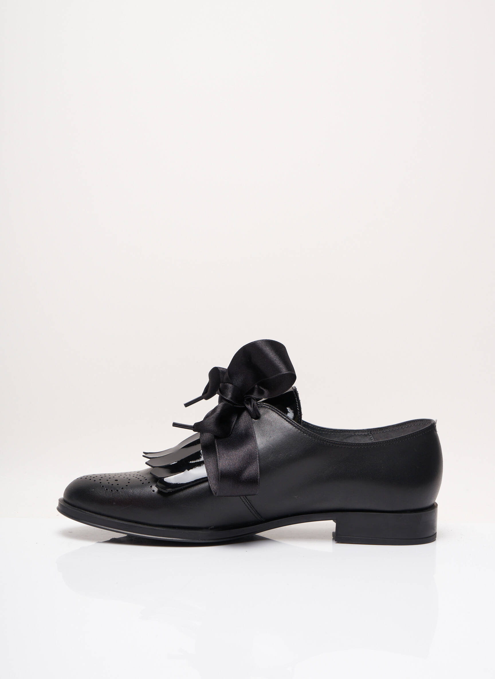 Myma Derby Femme couleur noir