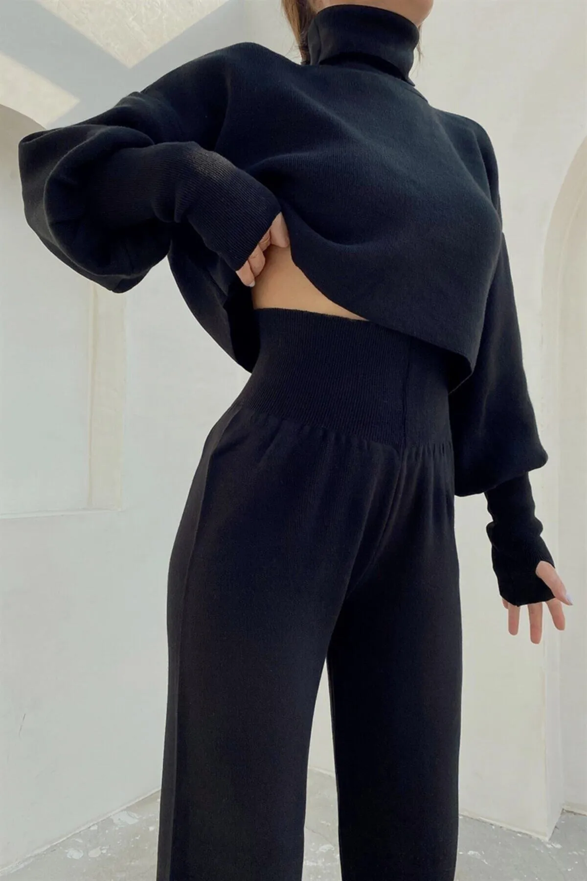 ZF BUTİK  Strick-Shorts-Set in Cropped-Länge Schwarz