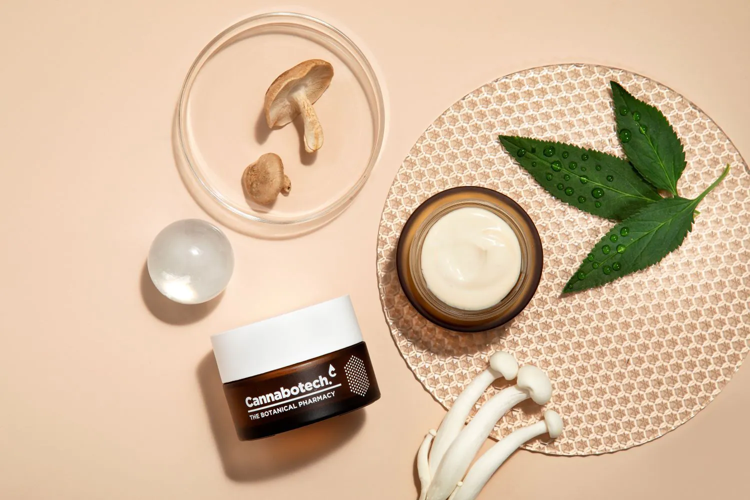 Cannabotech Formulalift krema za lifting kože
