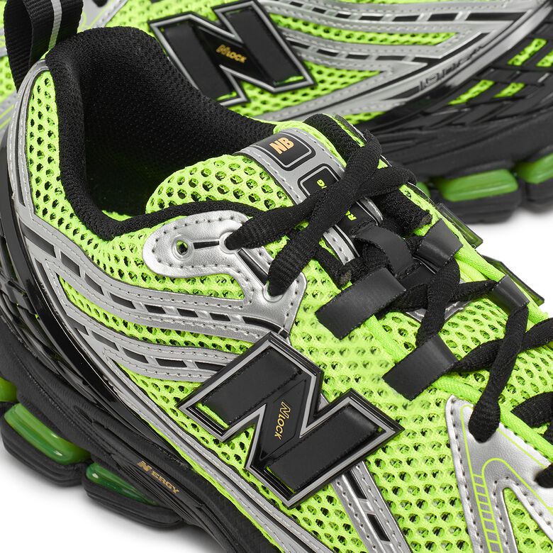 New Balance M1906RCG hi lite