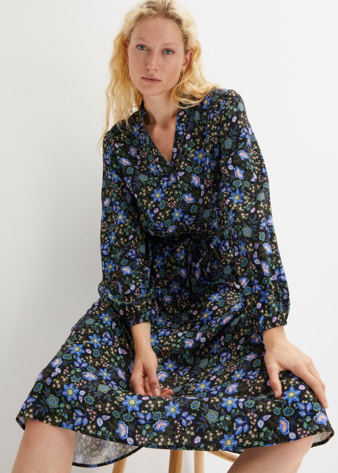 Midi-Kleid mit Taschen und Bindegürtel