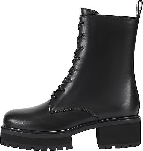 ekonika Schuhe mit modischer Traktorsohle