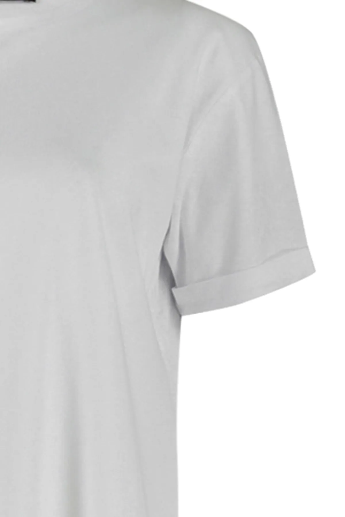 Trendyol Modest  Marineblau-weißes Basic-Strick-T-Shirt mit Schlitz und detailliertem Rundhalsausschnitt im 2er-Pack TCTSS21UK0009