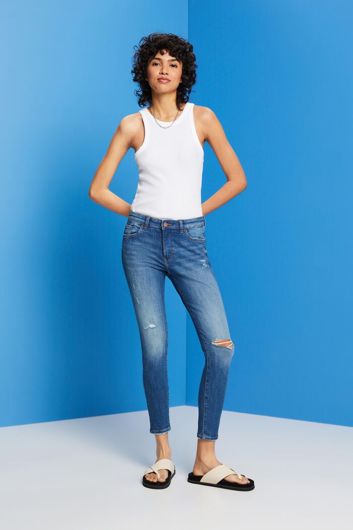 Verkürzte, schmal geschnittene Jeans in Used-Optik