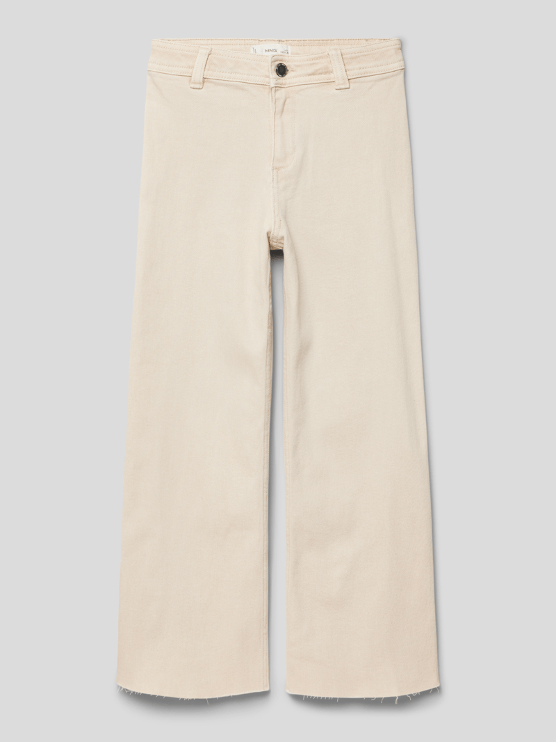 Jeans mit Gesäßtaschen in sand