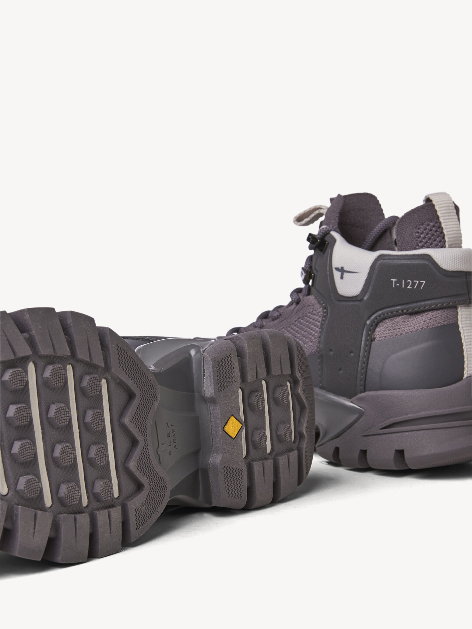 Chaussure de randonnée T-1277 - gris