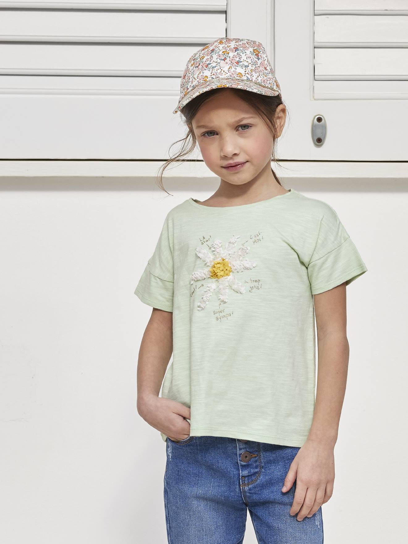 T-shirt fille animation frisou et détails irisés vert