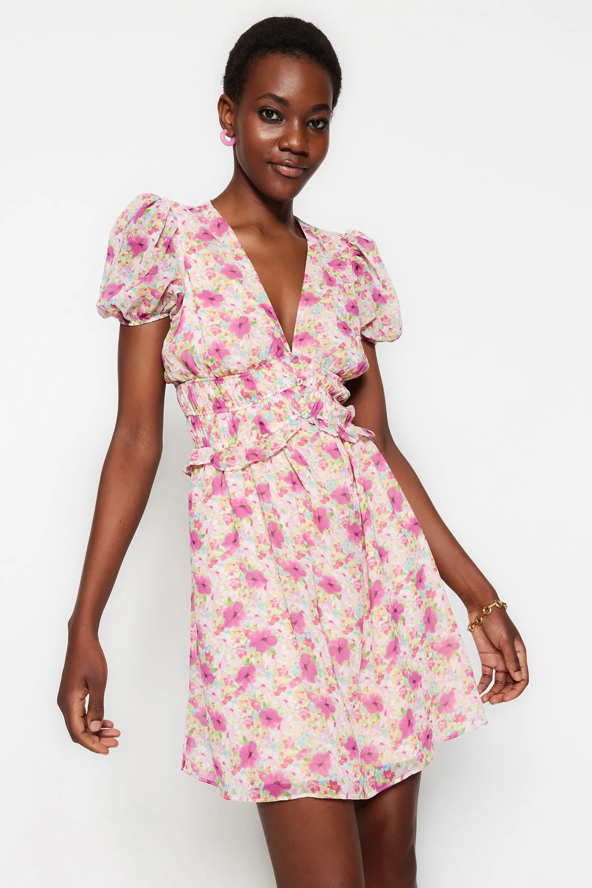 Trendyol Collection  Rosa Taillen-Minikleid aus gewebtem, gefüttertem Gimped-Webstoff TWOSS23EL01374