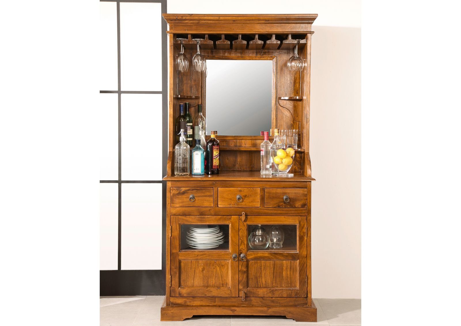 Massivmoebel24 Barschrank Bar Akazie 97x52x193 honig lackiert OXFORD #0443