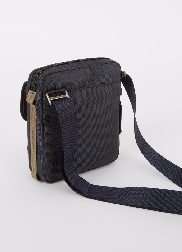 Tumi Alpha Bravo Junior -olkalaukku säädettävällä olkahihnalla