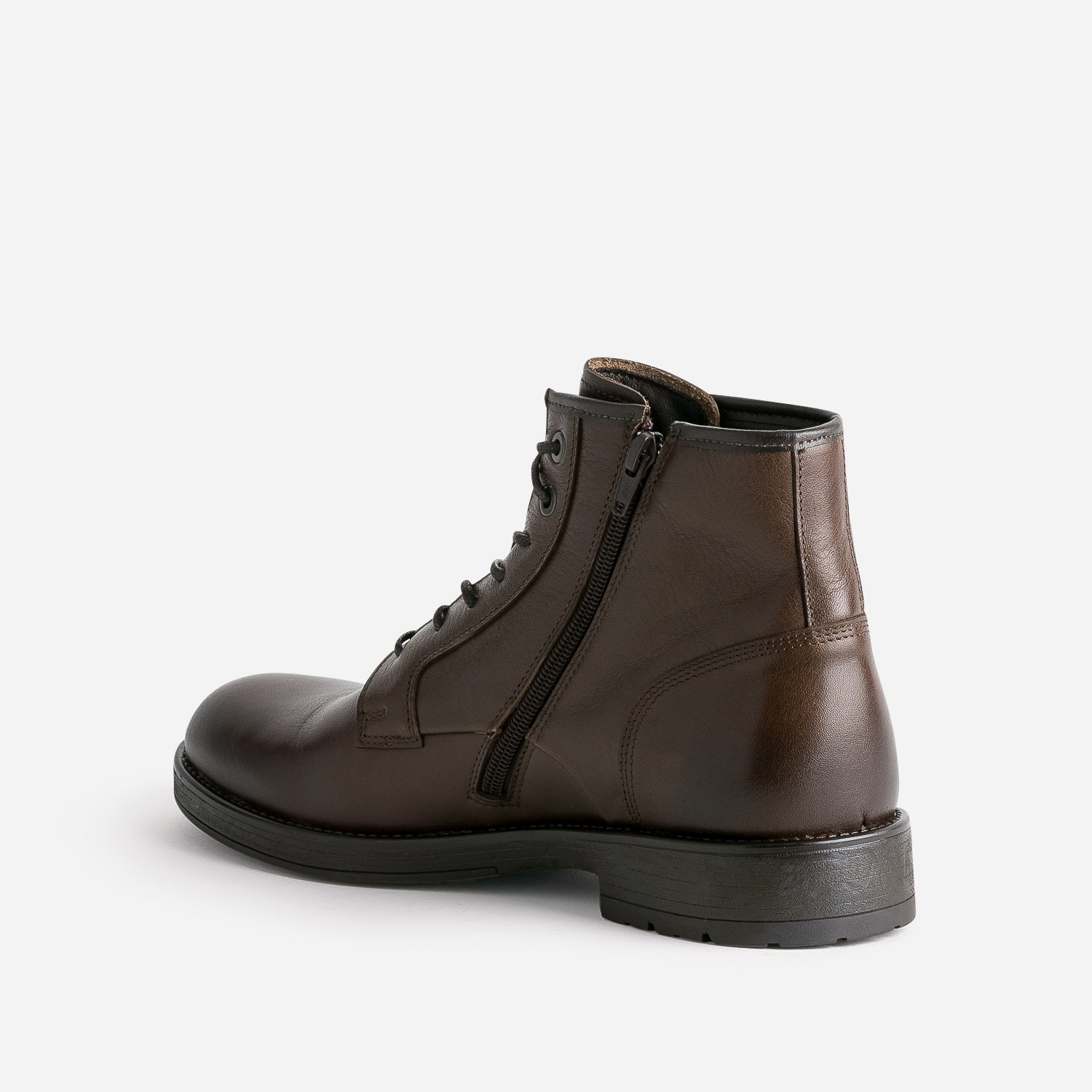 Boots à lacet marron foncé en cuir