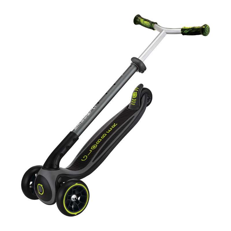 Trottinette 3 roues master prime verte Globber
