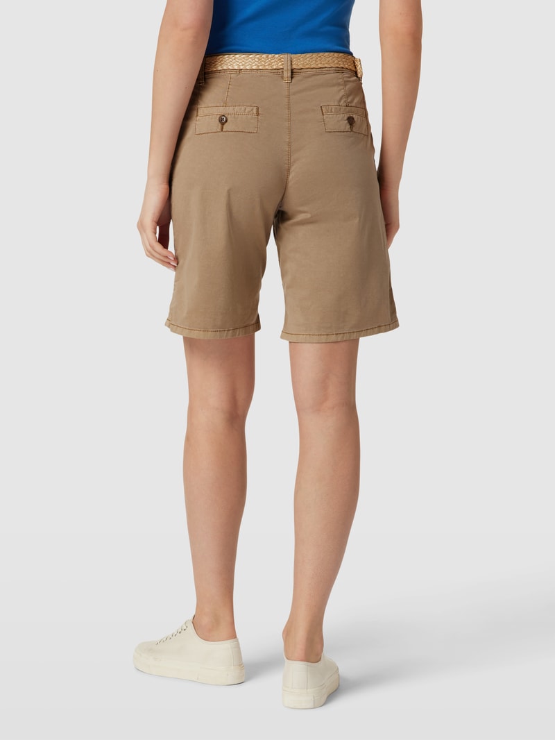 Shorts mit Gürtel in taupe