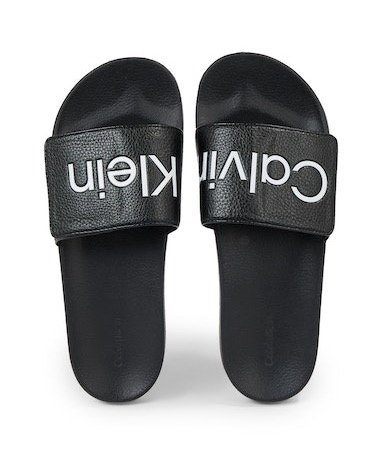 Calvin Klein Pantolette mit auffälligem Logoschriftzug