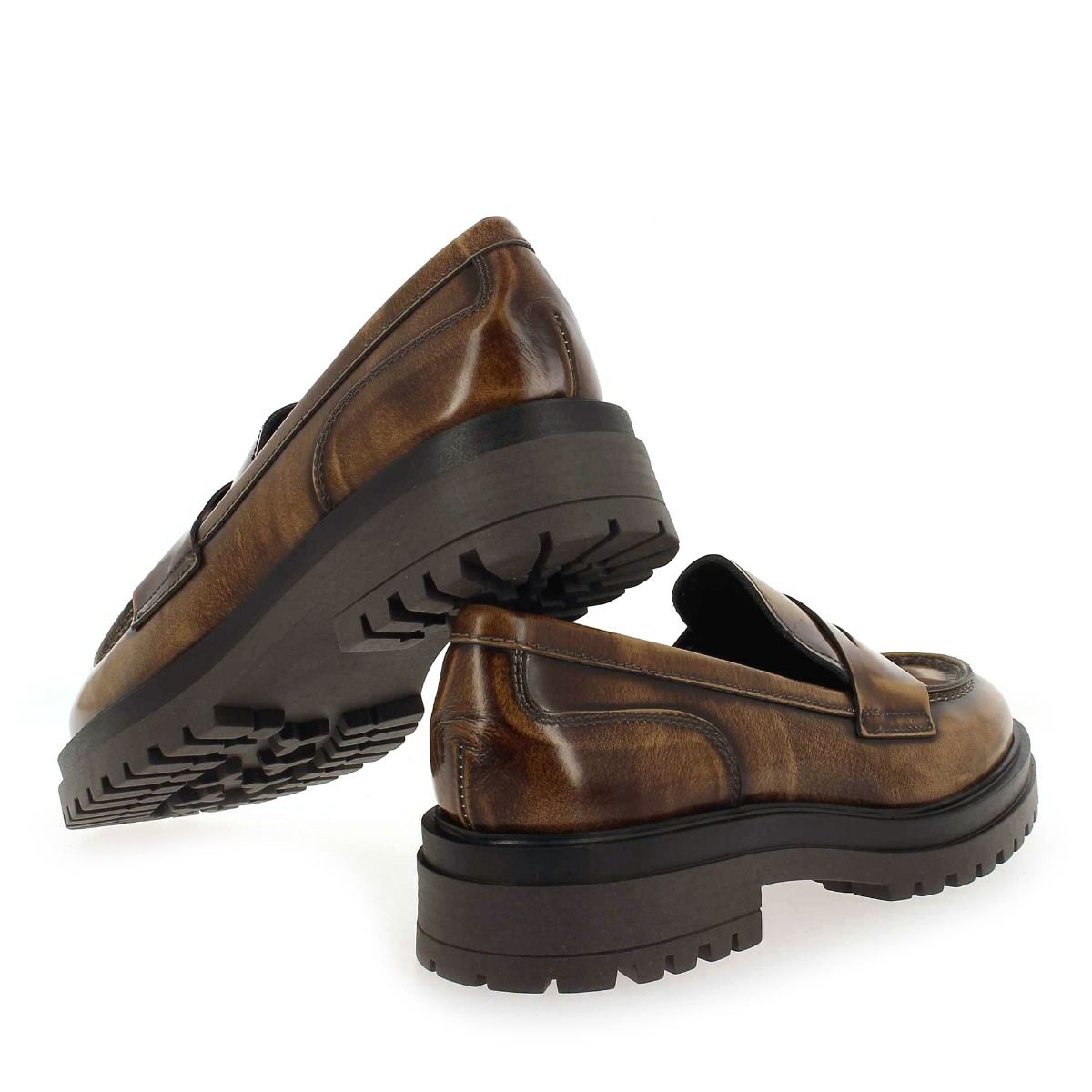 Julie Dee  GD433 - camel vieilli