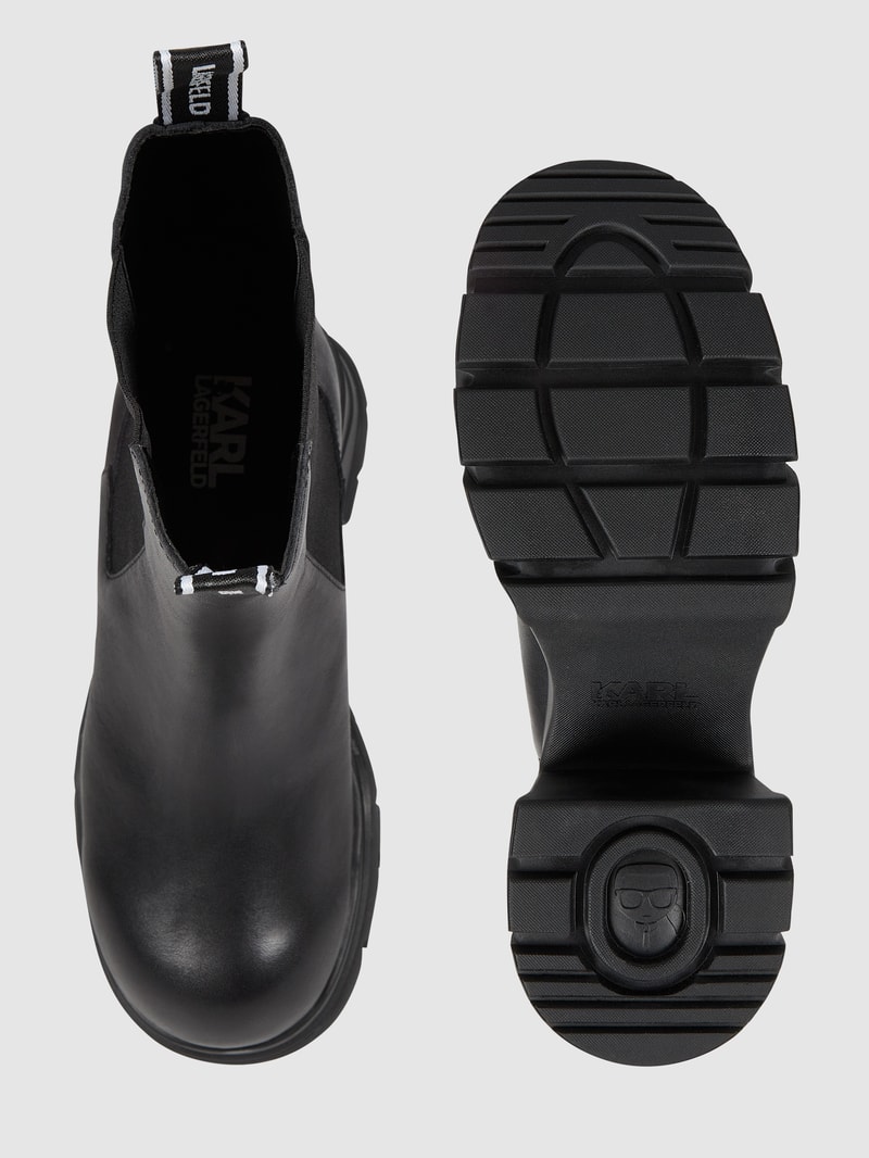 Chelsea Boots aus Leder in schwarz