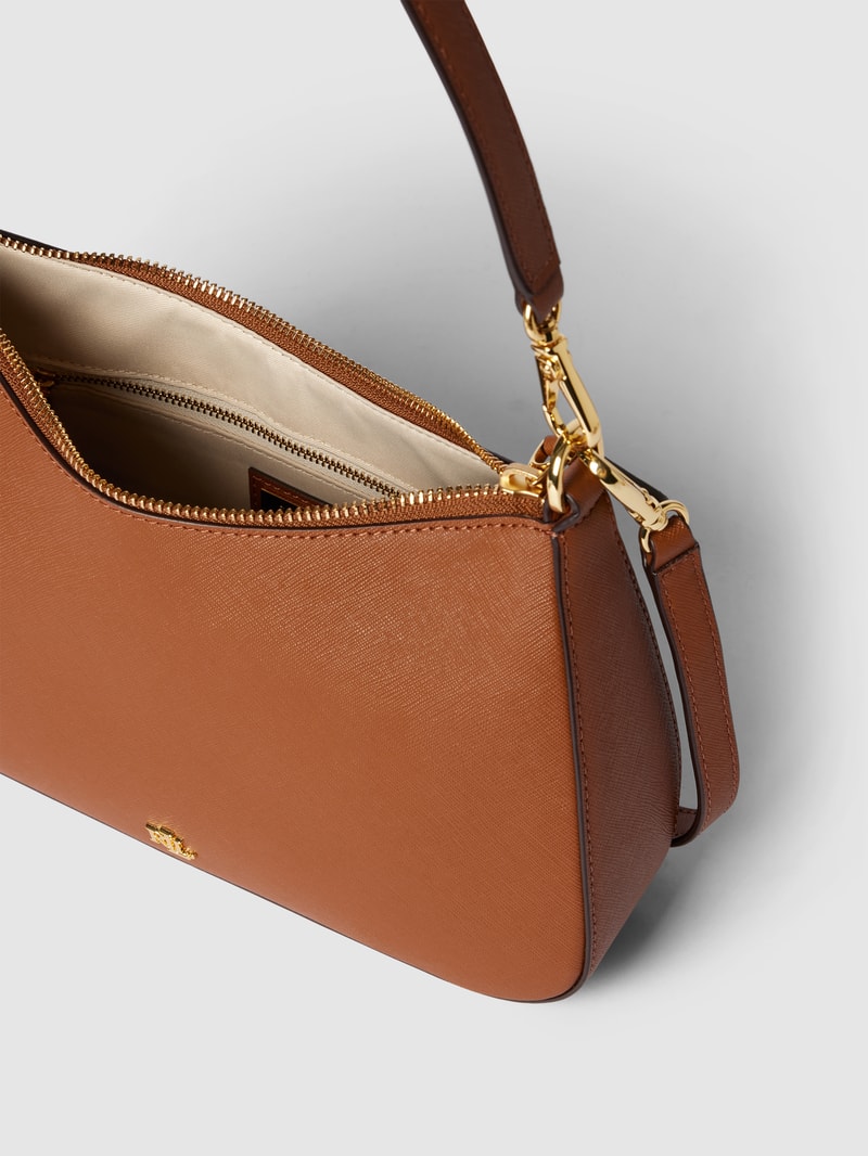 Schultertasche mit Label-Applikation Modell 'DANNI' in cognac