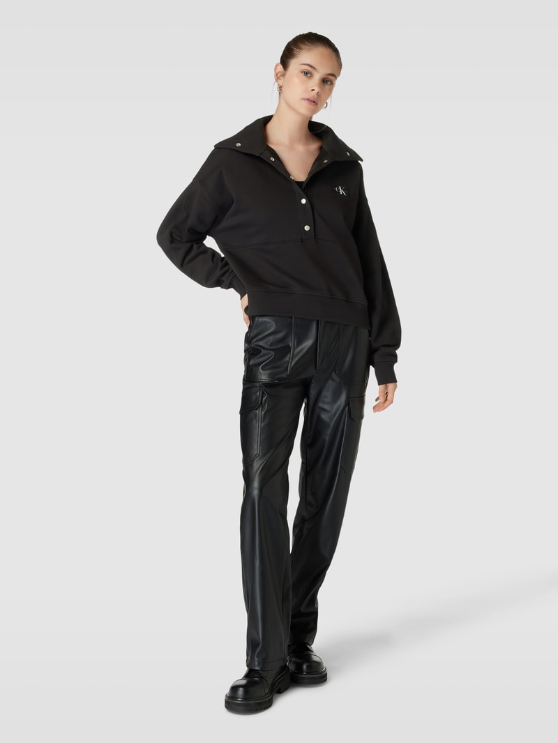 Sweatshirt mit Druckknopfleiste in black