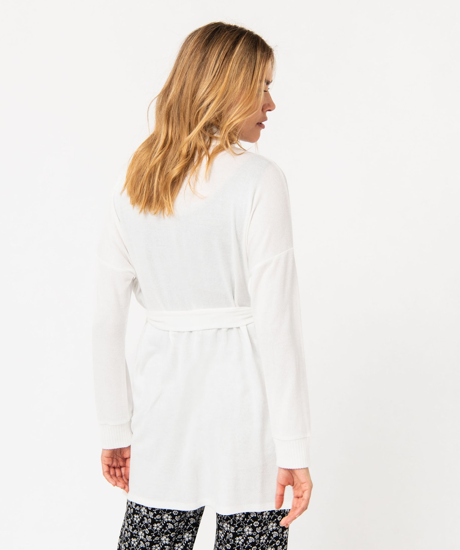 Veste d'intérieur femme en maille duveteuse avec ceinture à nouer