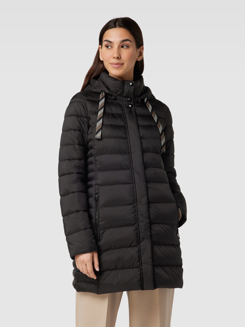 Steppmantel mit Kapuze Modell 'SORONA' in schwarz