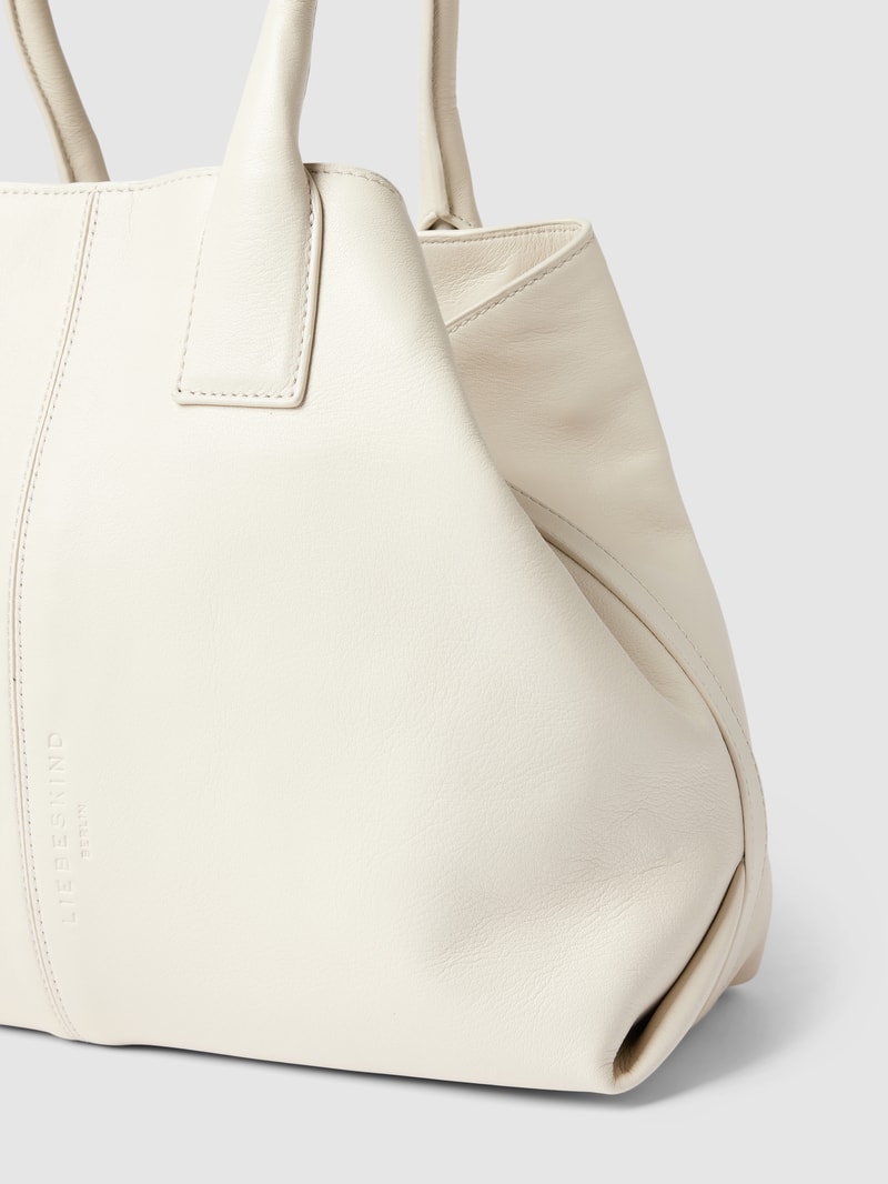 Shopper mit Label-Details Modell 'Chelsea' in offwhite