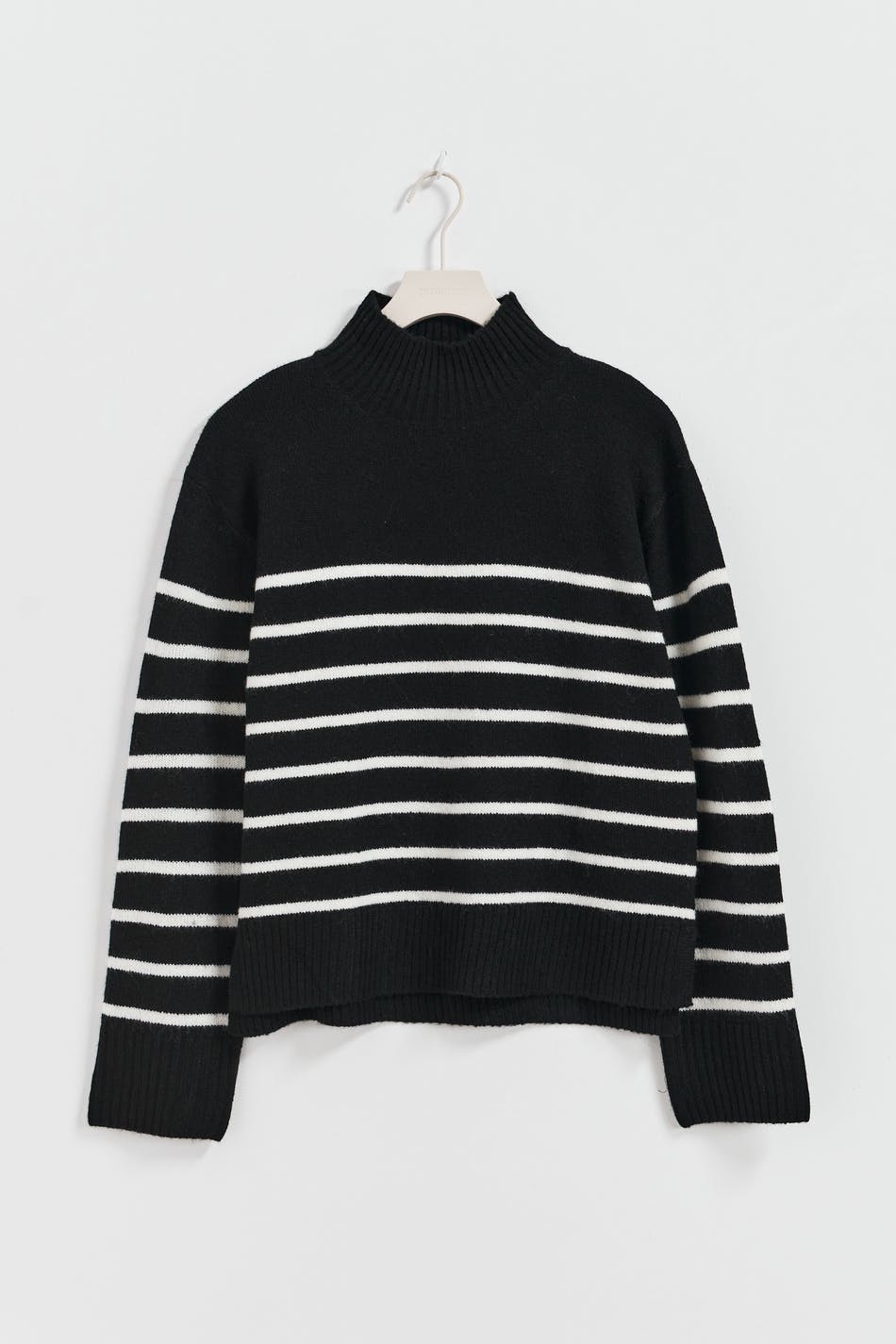 Y knitted polo sweater