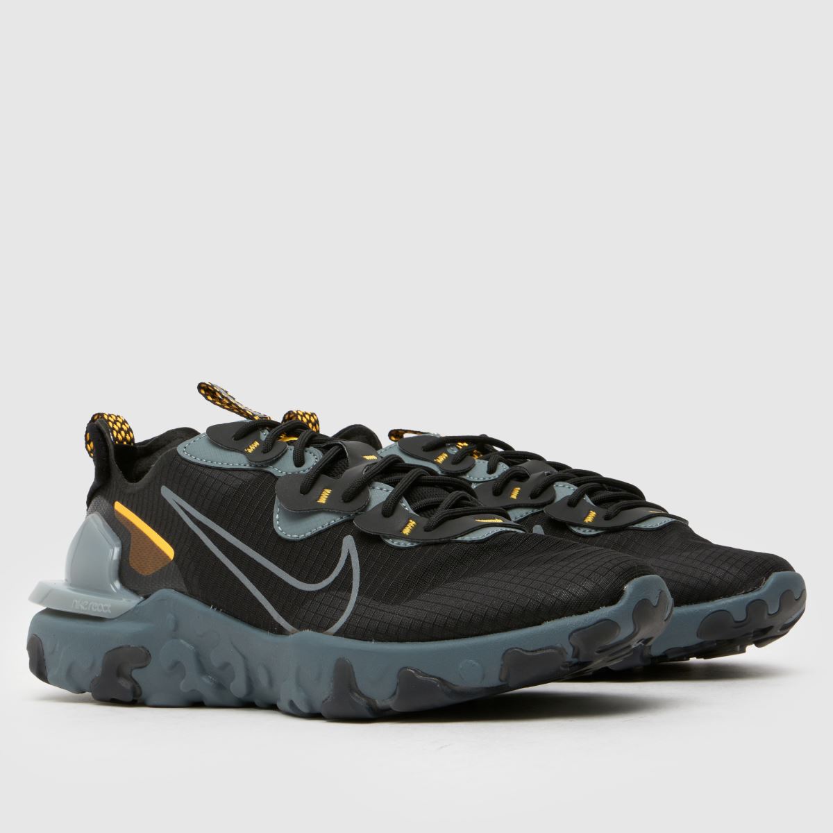 Športni copati Nike React Vision v črni in multi barvi
