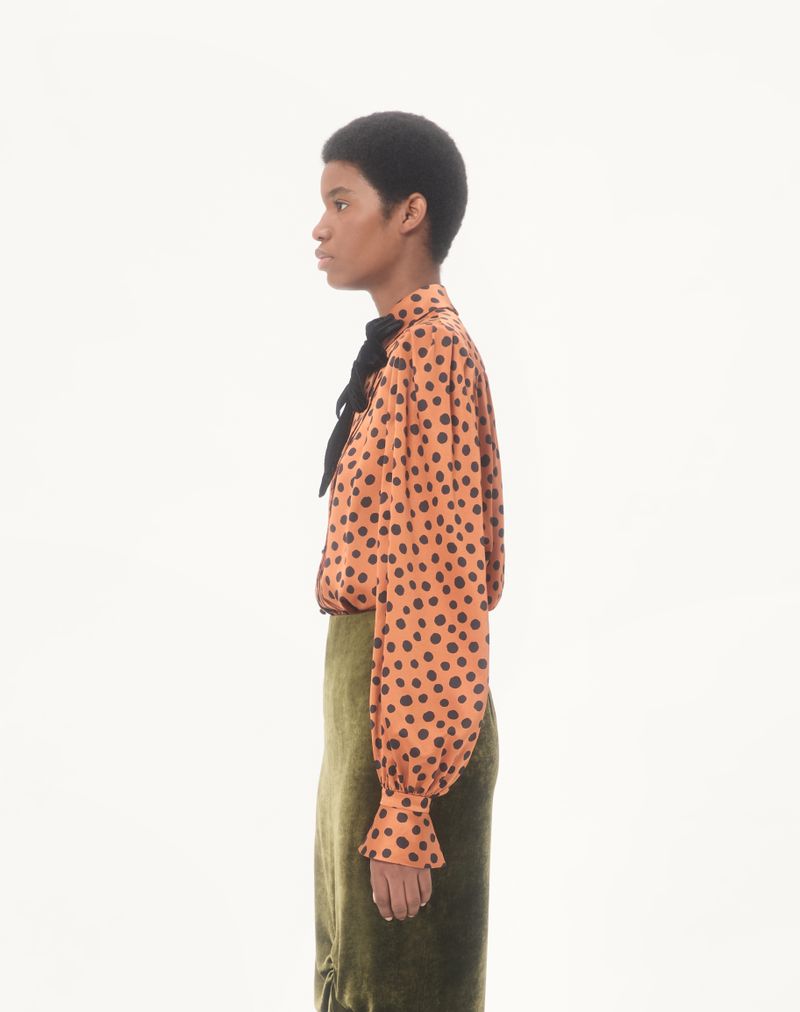 Camisa de crepe acetinado com estampa de dálmata Plude-Pois
