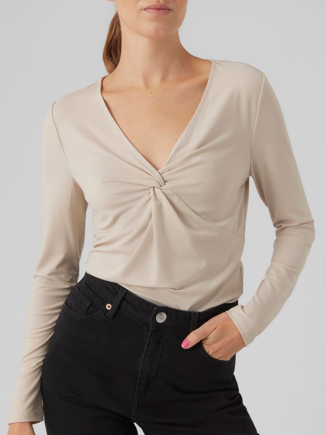 VMHEVI Top