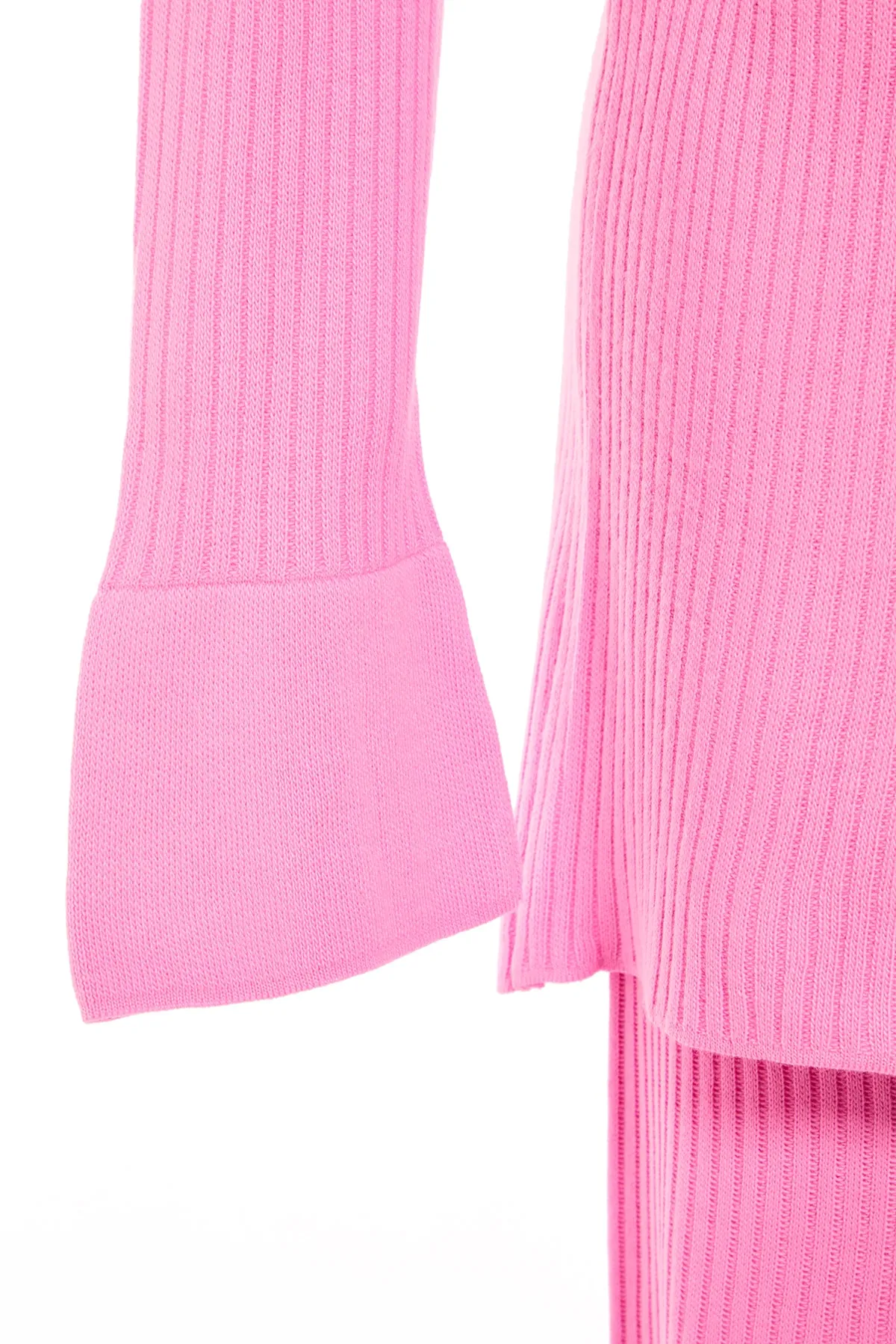 Trendyol Modest  Rosa Strickset mit Cardigan und Hose mit Schlitzdetail TCTAW23US00028