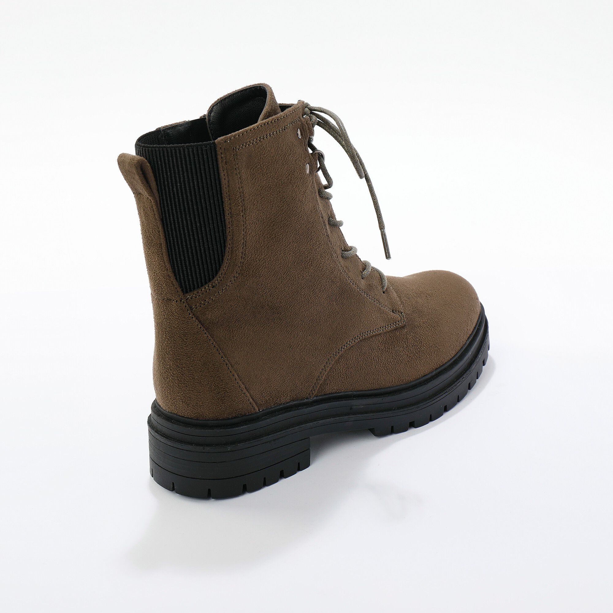 Boots montantes à lacets, semelle crantée