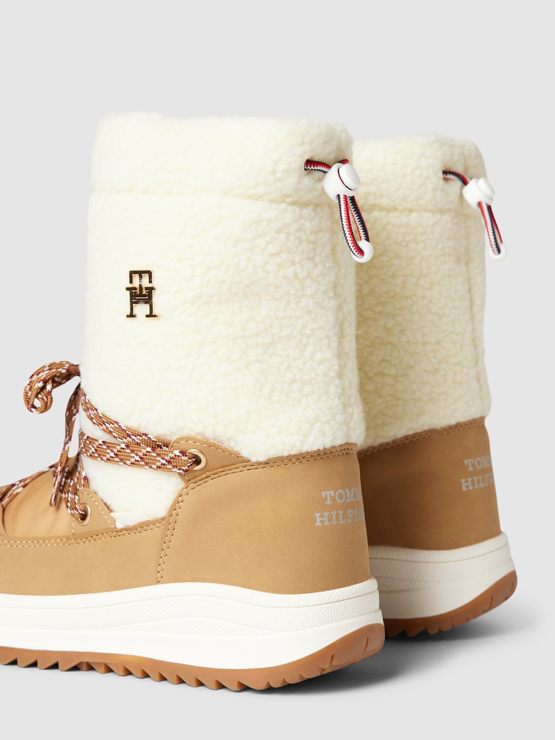 Boots mit Schnürverschluss Modell 'PARADIS' in camel
