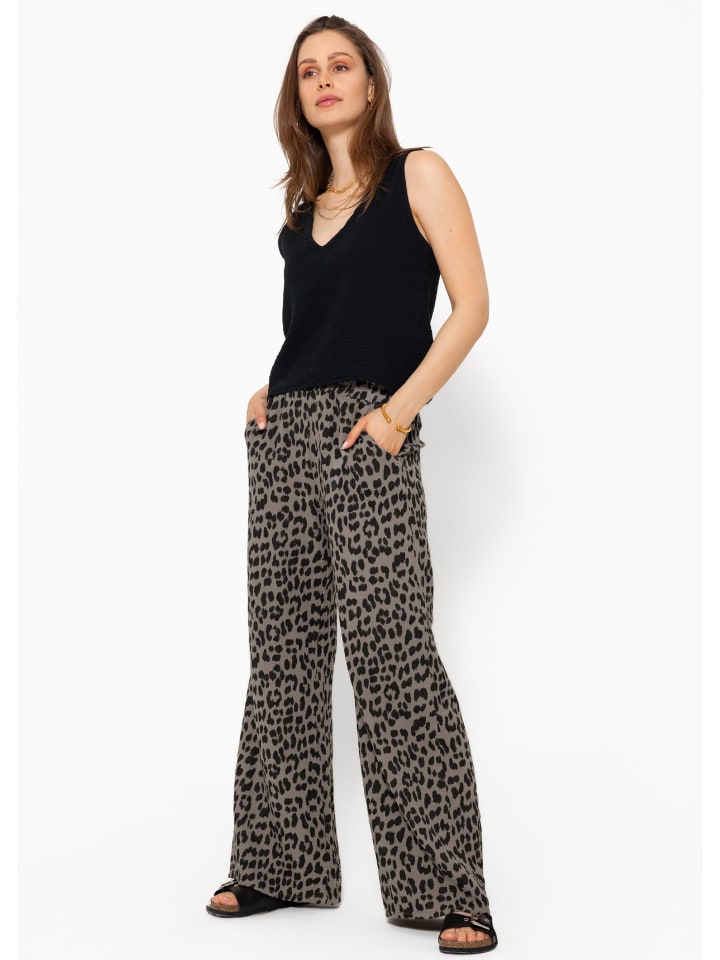 SASSYCLASSY Musselin Pants mit weitem Bein in Leo-Print in Taupe günstig kaufen