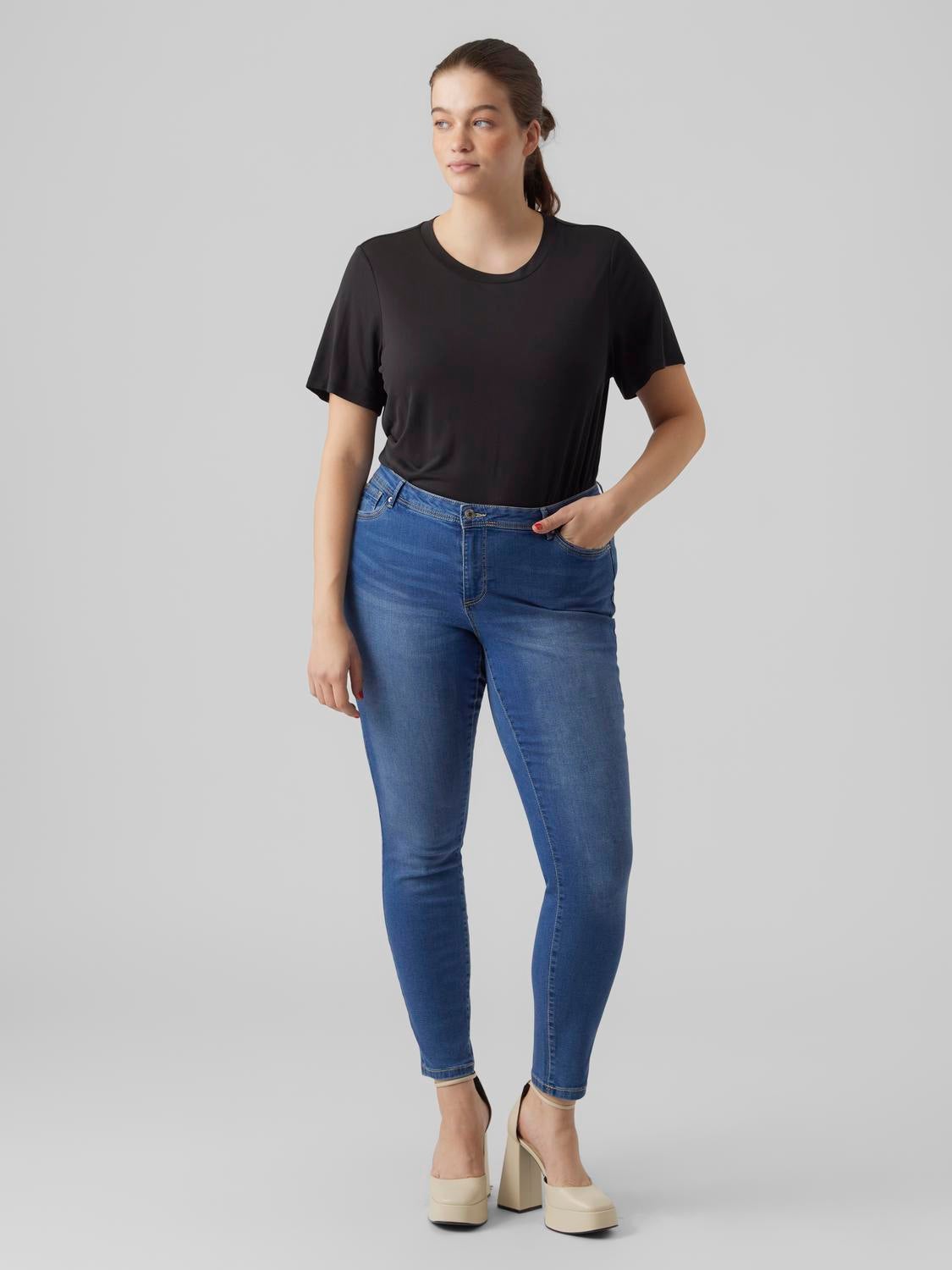 VMCFANYA Mid Rise Slim Fit Jeans