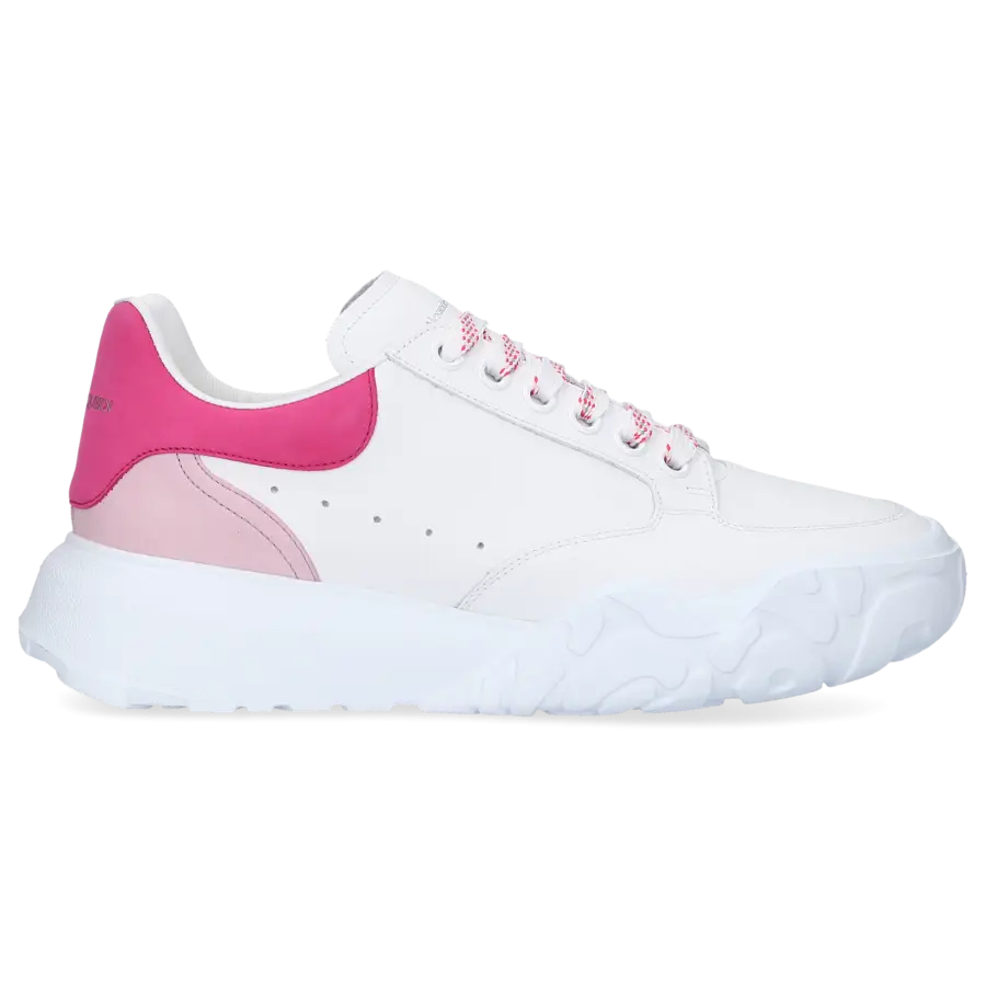 Alexander McQueen - Sneaker low COURT Kalbsleder - pink