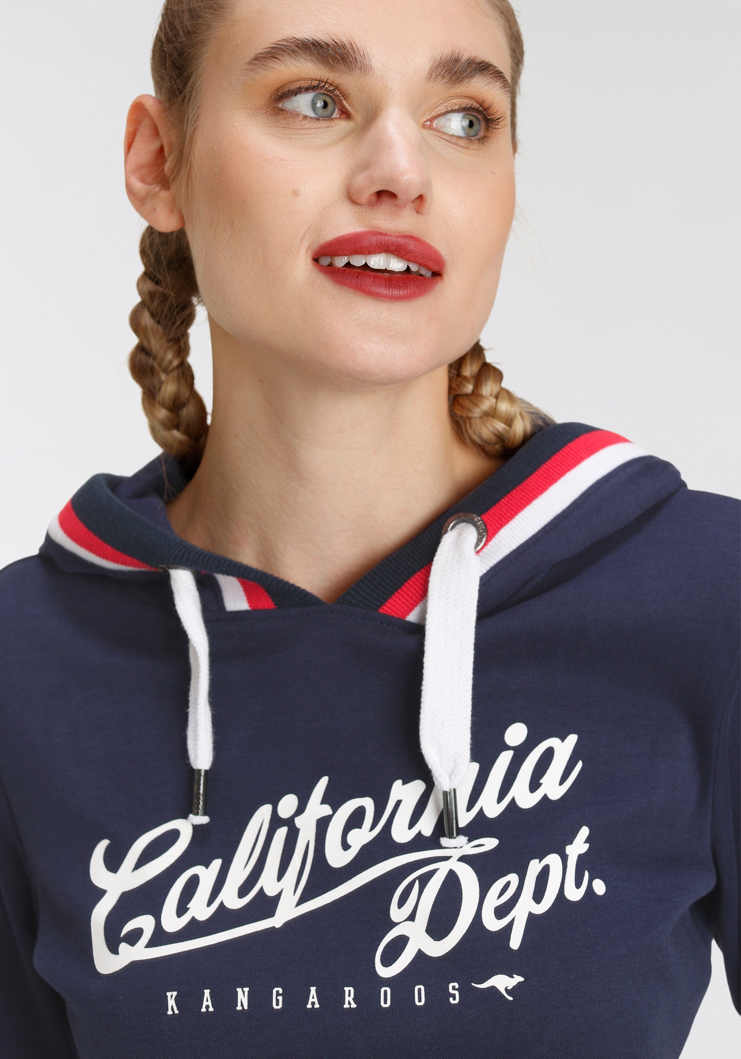 KangaROOS Kapuzensweatshirt mit großen Logoschriftzug & Kontraststreifen - NEUE KOLLEKTION