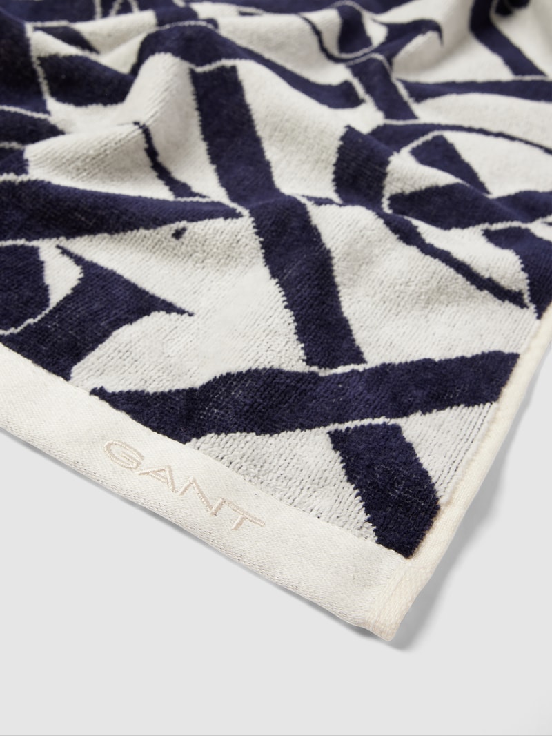 Strandtuch mit Label-Print in marineblau