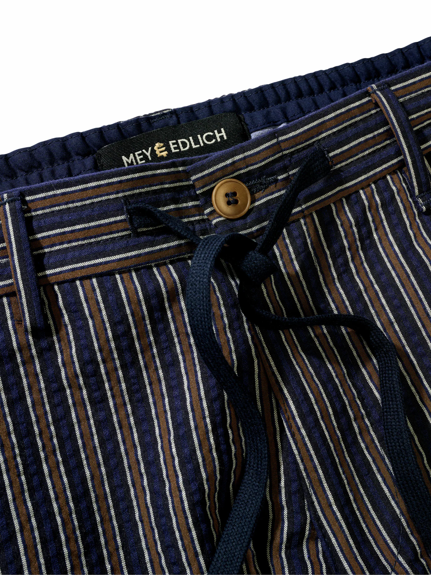 Blackbeard-Chino
