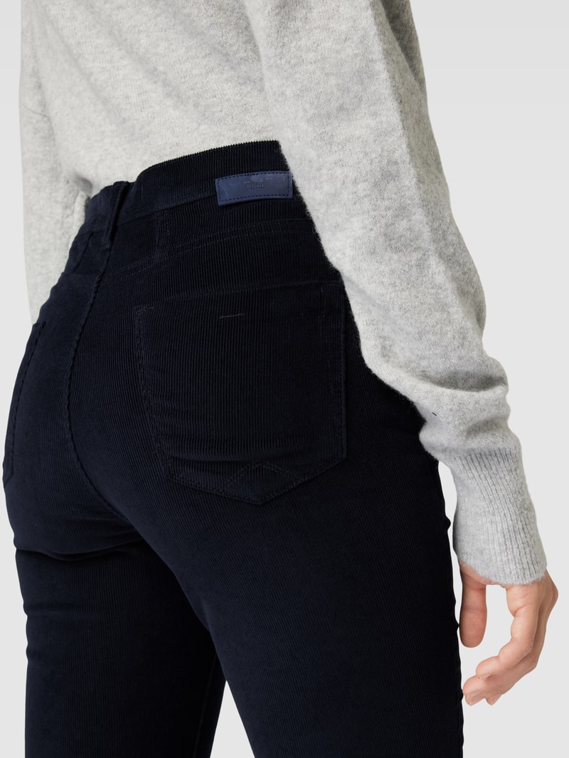 Cordhose mit Eingrifftaschen in marineblau